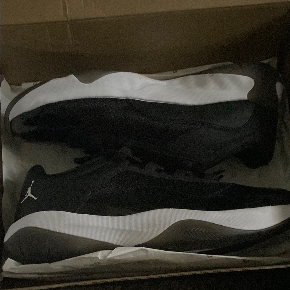 Men's Black and White Athletic Shoes